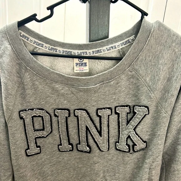 PINK Victoria’s Secret Medium long sleeve Sweat shirt. Great Condition - Picture 1 of 6